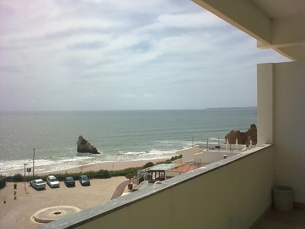 Rocha Praia Mar Beach Front Line Bay Portimao Room photo